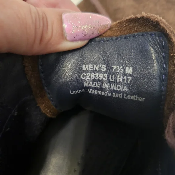 Men's Brown Suede Boots - Picture 4 of 5